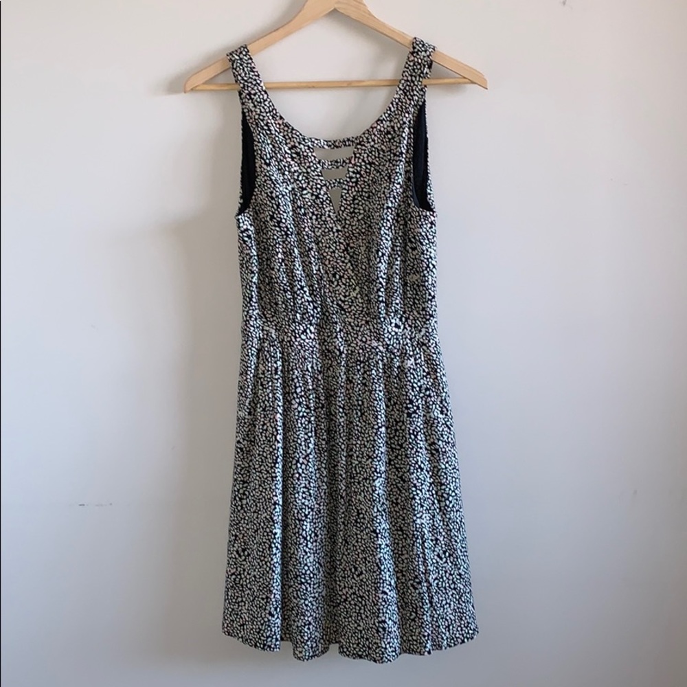 // Floral BCBG Dress //